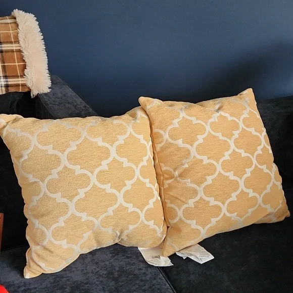 Club Lattice Pillows (2) - Picture 2 of 5